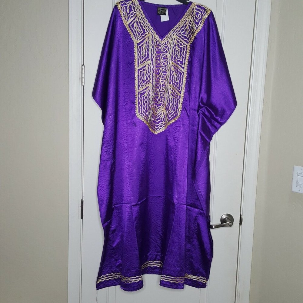 MEETU MAGIC Purple Embroidered Muumuu Kaftan One Piece Tunic Caftan Pull Over